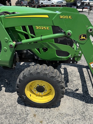 2023 John-Deere 3025E