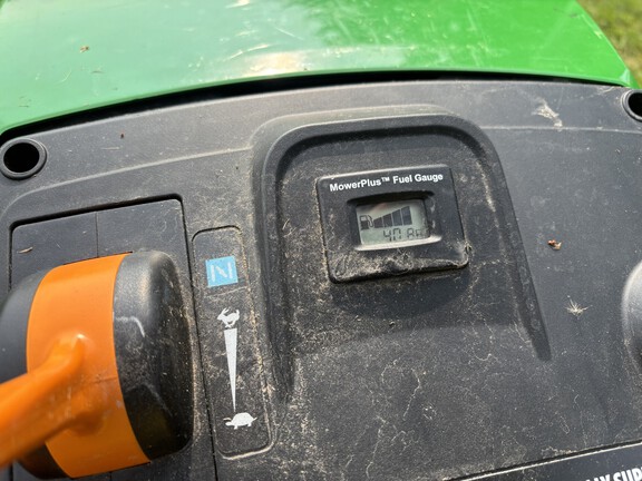 Used 2020 John Deere s180 Lawn & Garden Tractors at Koenig Equipment in Germantown, OH - Photo8