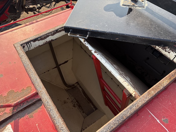 Used 2005 ConservaPak 5112 Air Drills and Seeders at Horizon Ag & Turf in Lloydminster, AB - Photo15