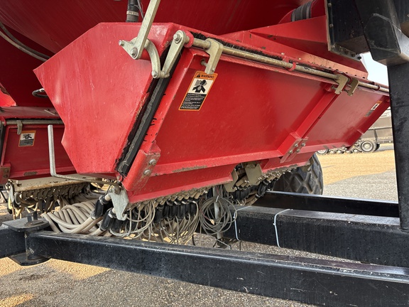 Used 2005 ConservaPak 5112 Air Drills and Seeders at Horizon Ag & Turf in Lloydminster, AB - Photo12