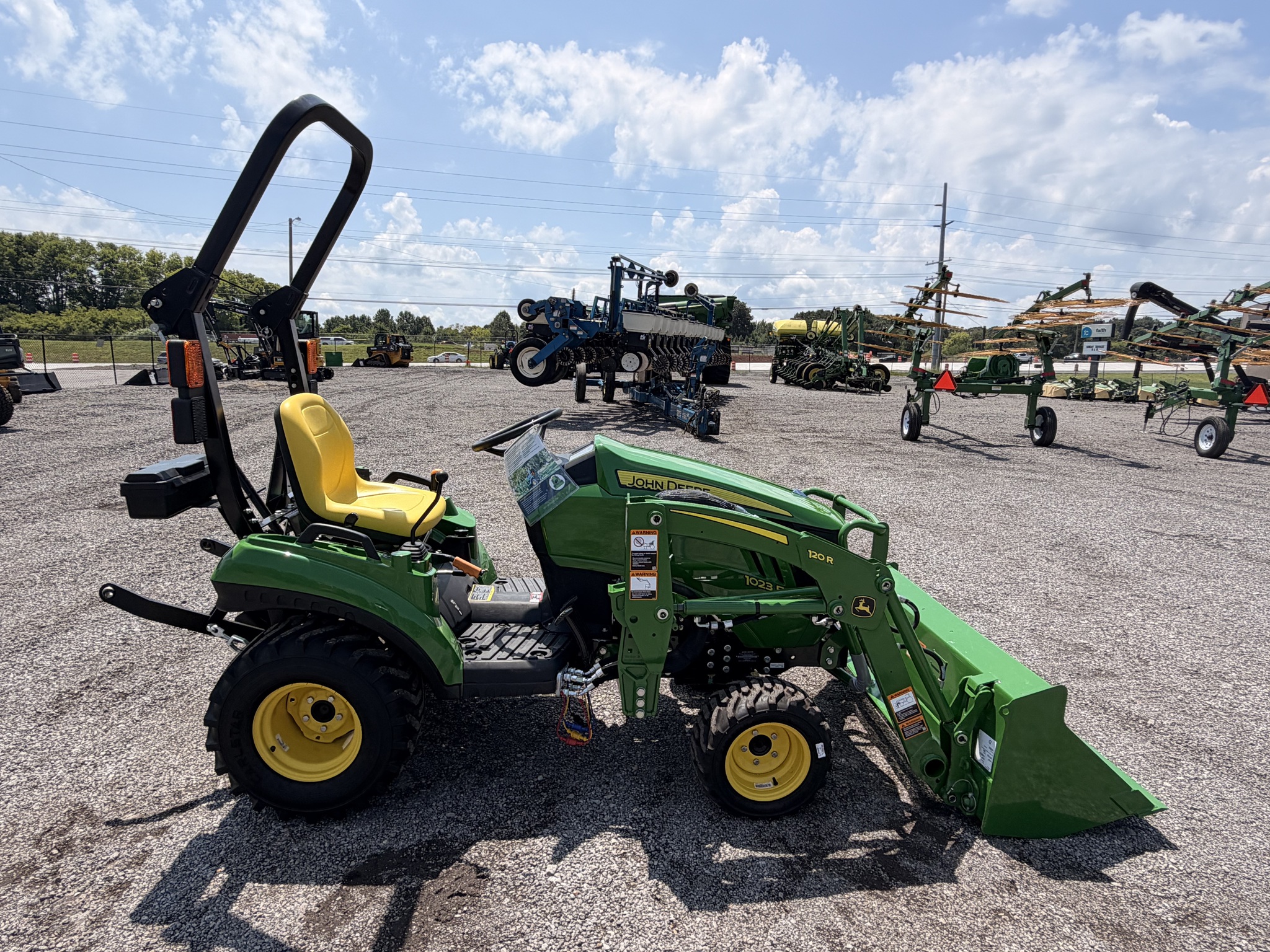 2025 John Deere 1023E