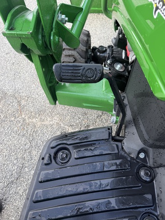 2024 John Deere 1023E-11