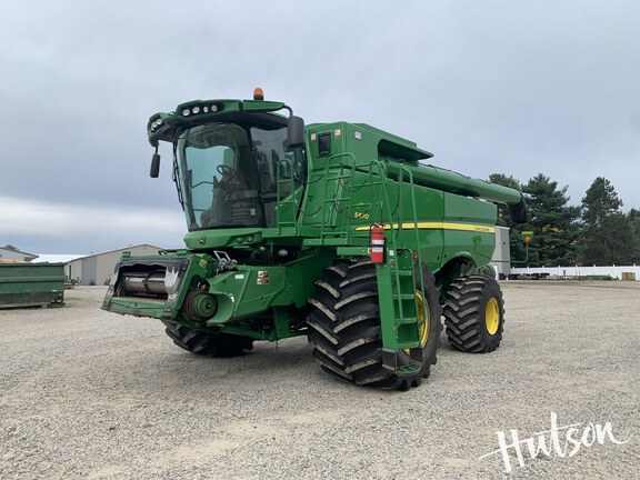 Photo of 2012 John Deere S670