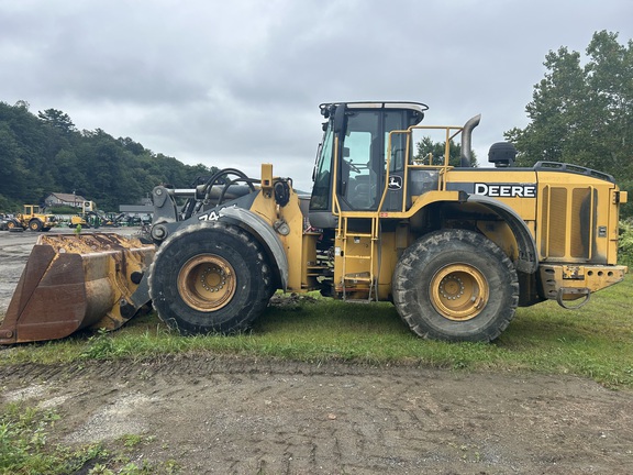 2007 John Deere 744K