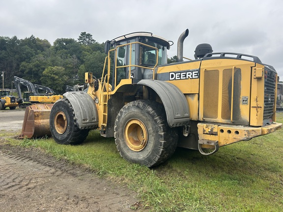 2007 John Deere 744K