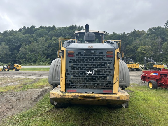 2007 John Deere 744K
