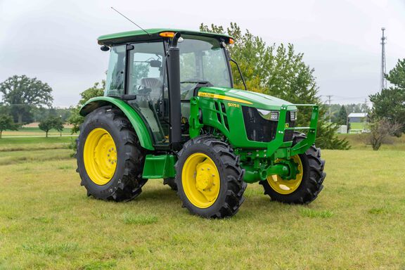 New  John Deere 5075E