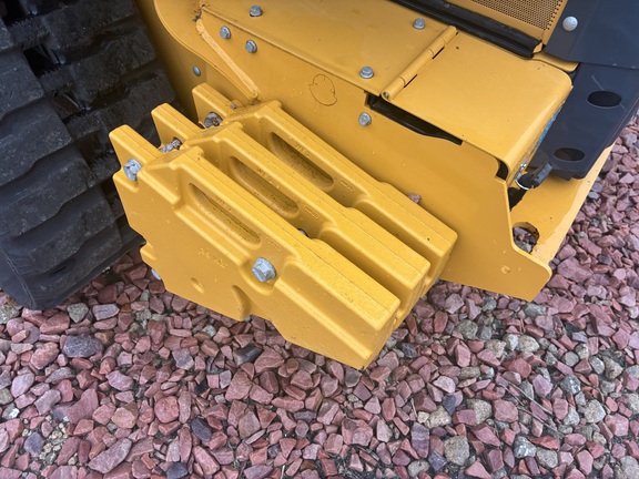 2025 John Deere 335 P (9th thumbnail)