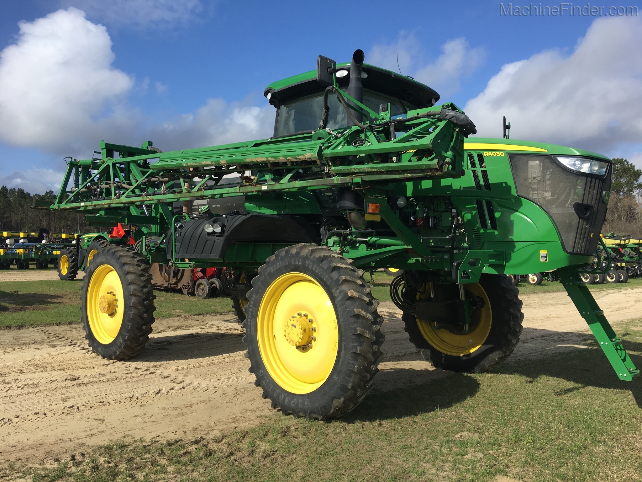 2014 John Deere R4030 Image 1