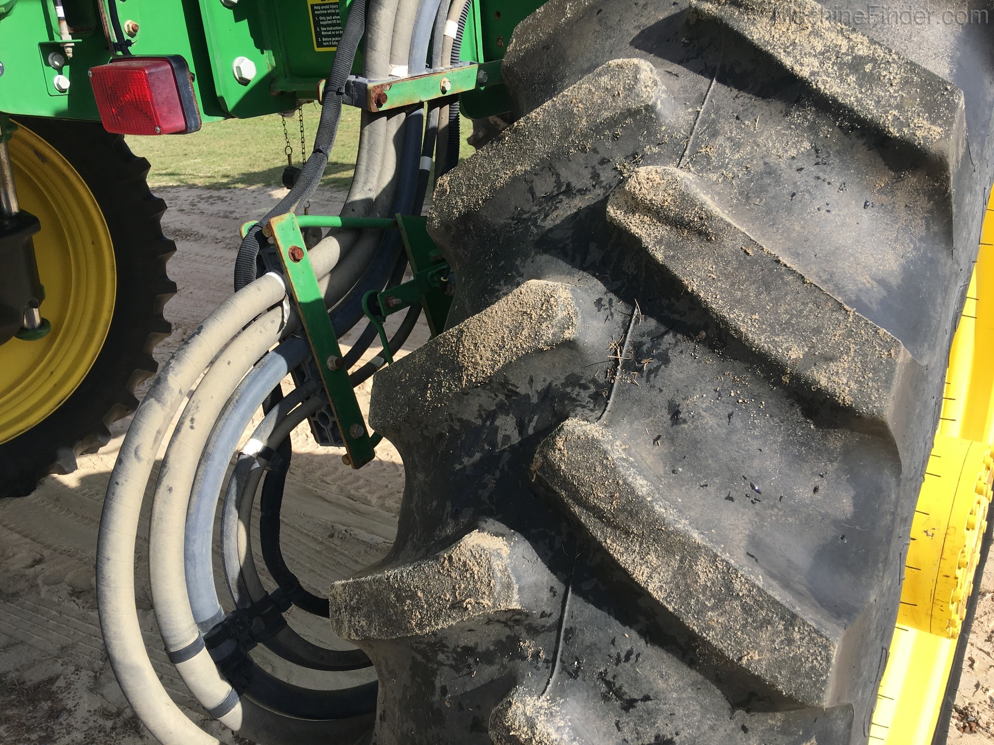 2014 John Deere R4030 Image 6