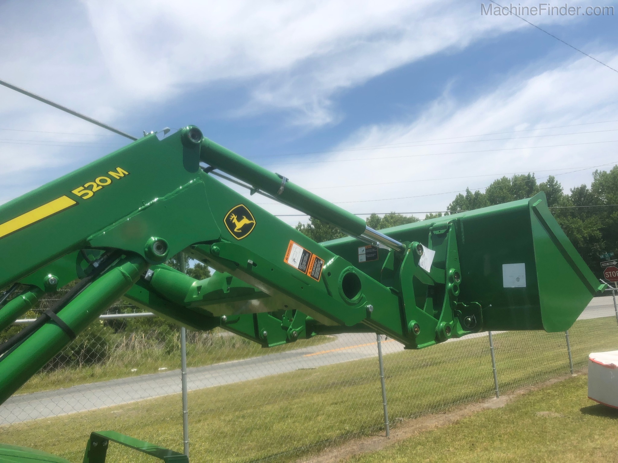 2020 John Deere 5045E Image 2