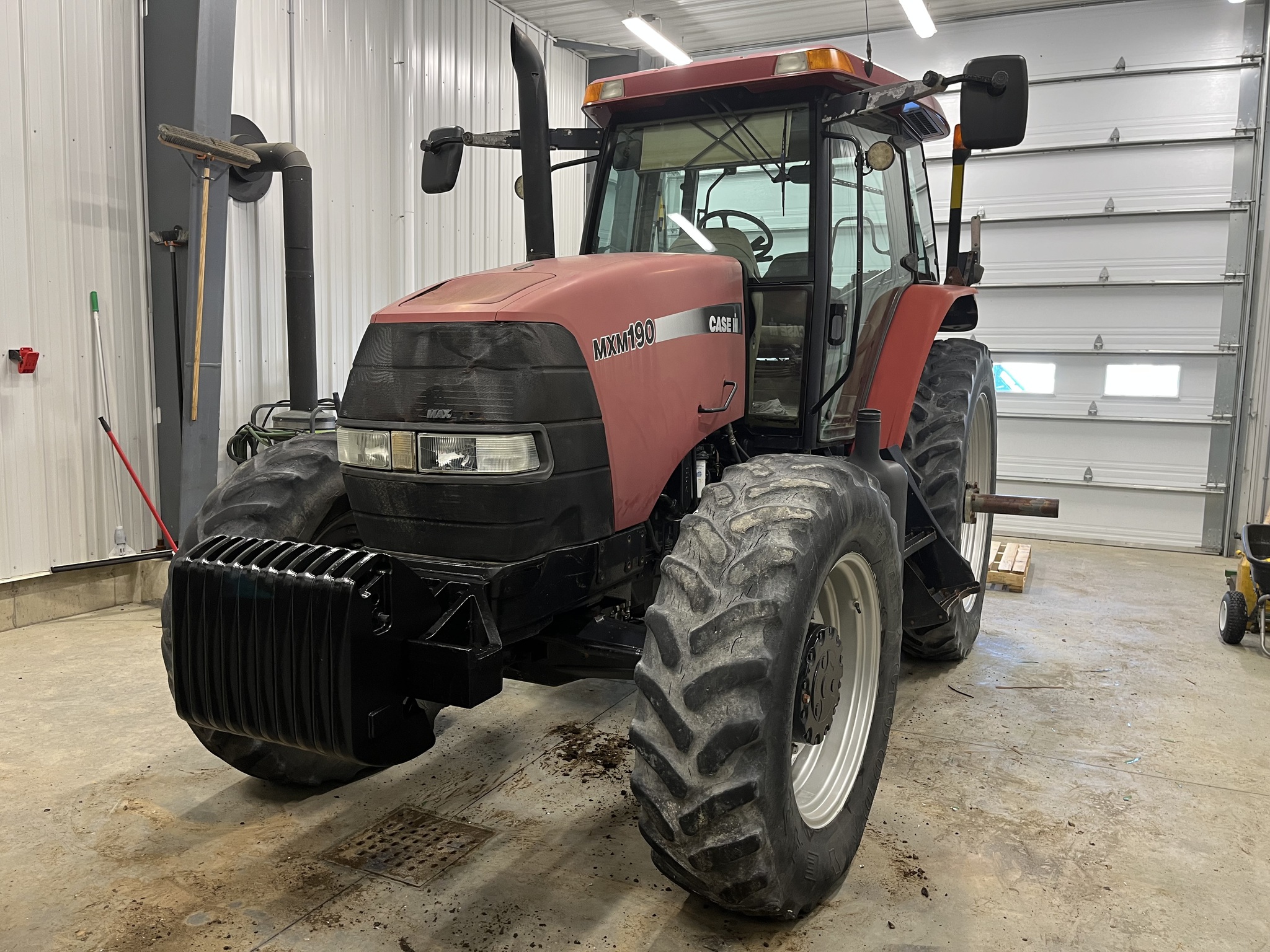 2004 Case IH MXM190 Image 1