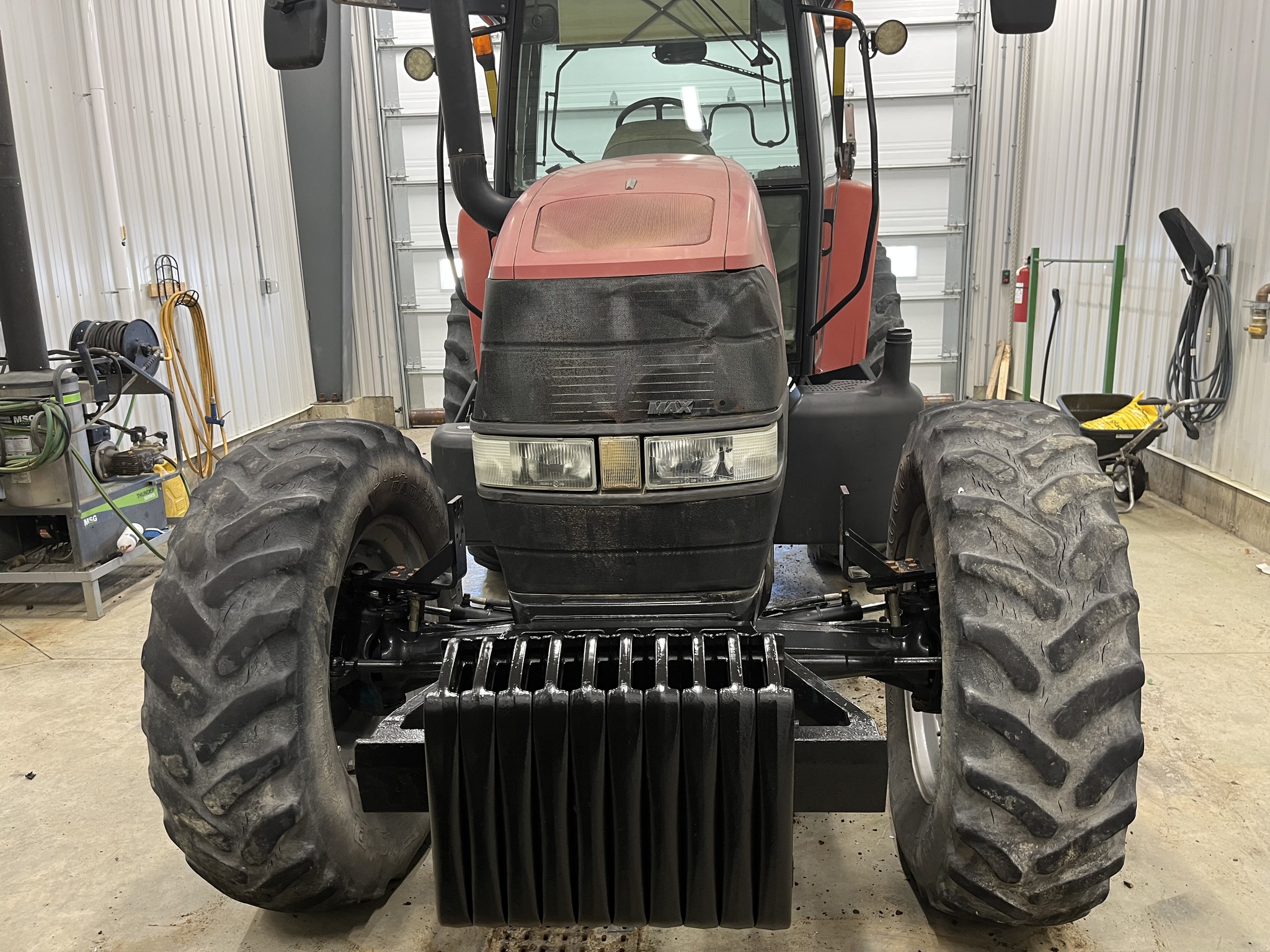 2004 Case IH MXM190 Image 2