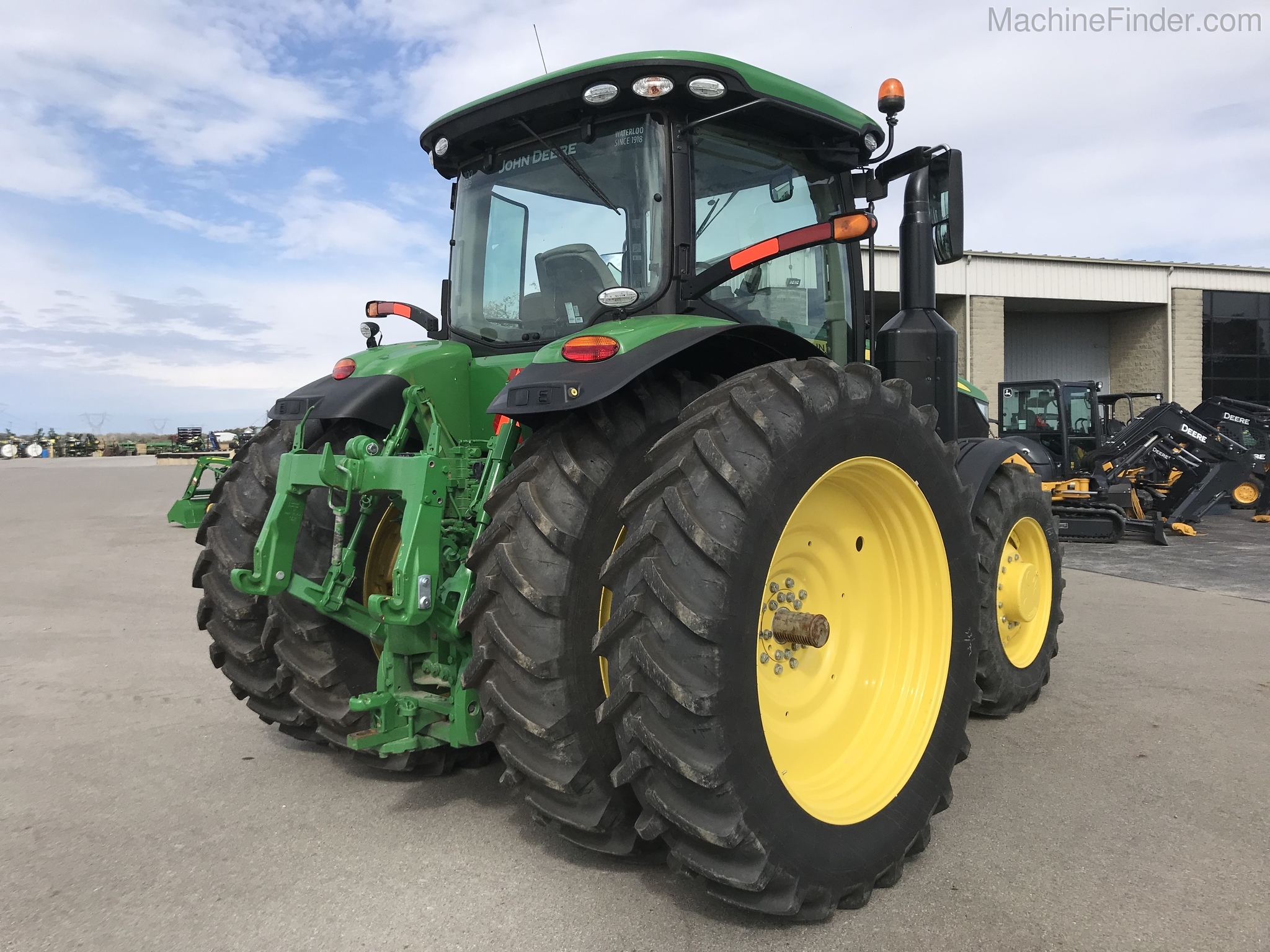 2018 John Deere 7270R Image 9
