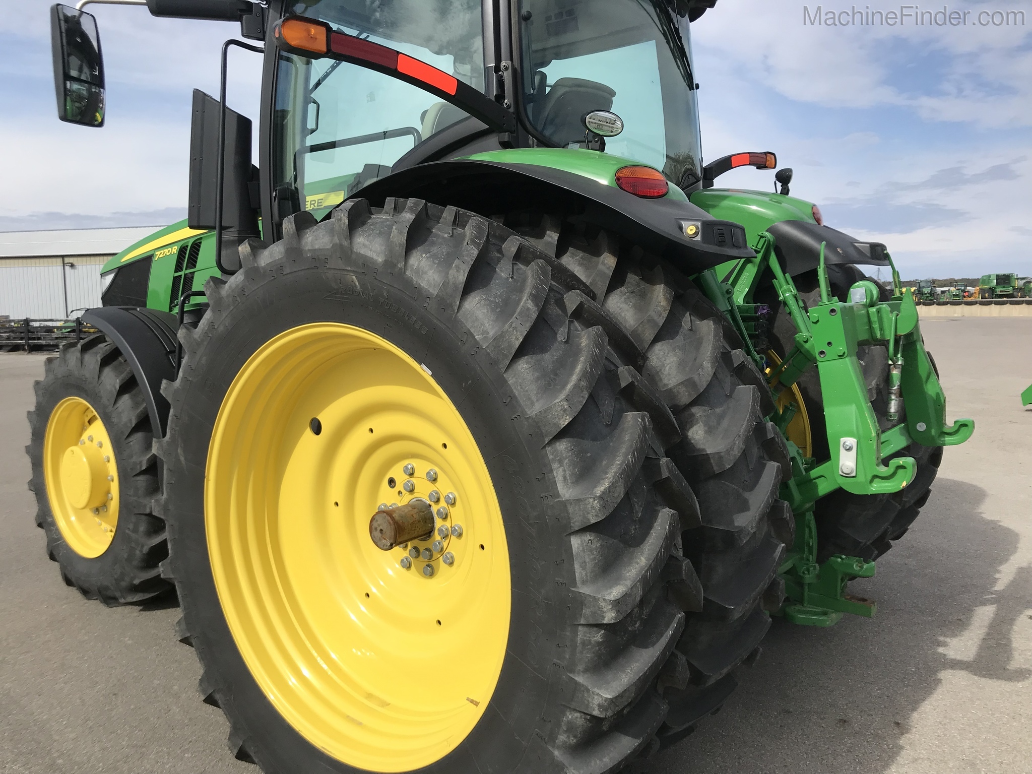2018 John Deere 7270R Image 11