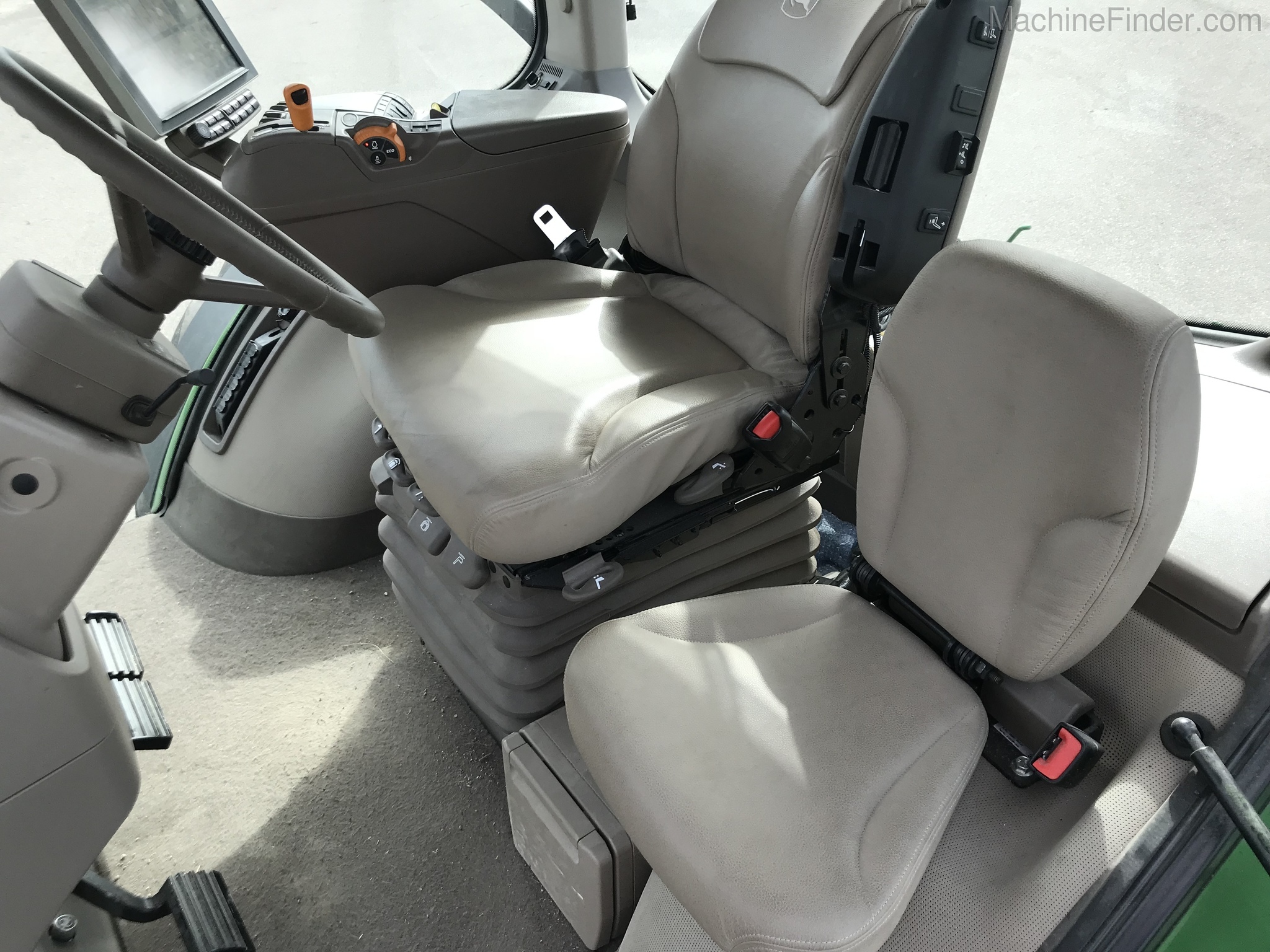 2018 John Deere 7270R Image 15