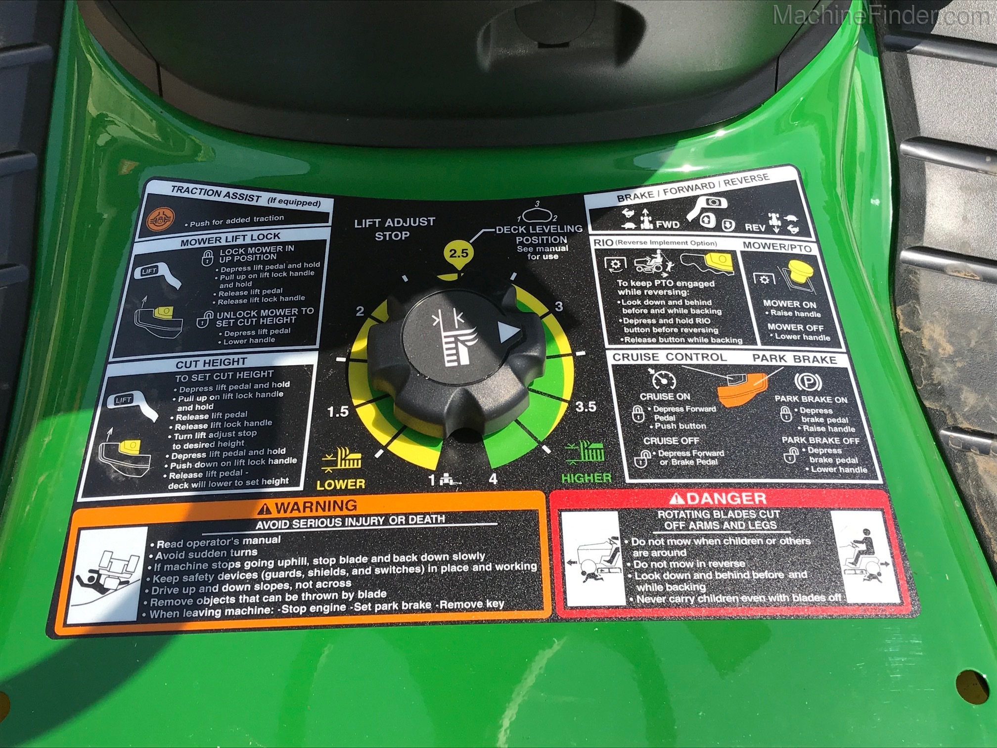 2020 John Deere X350 Image 11