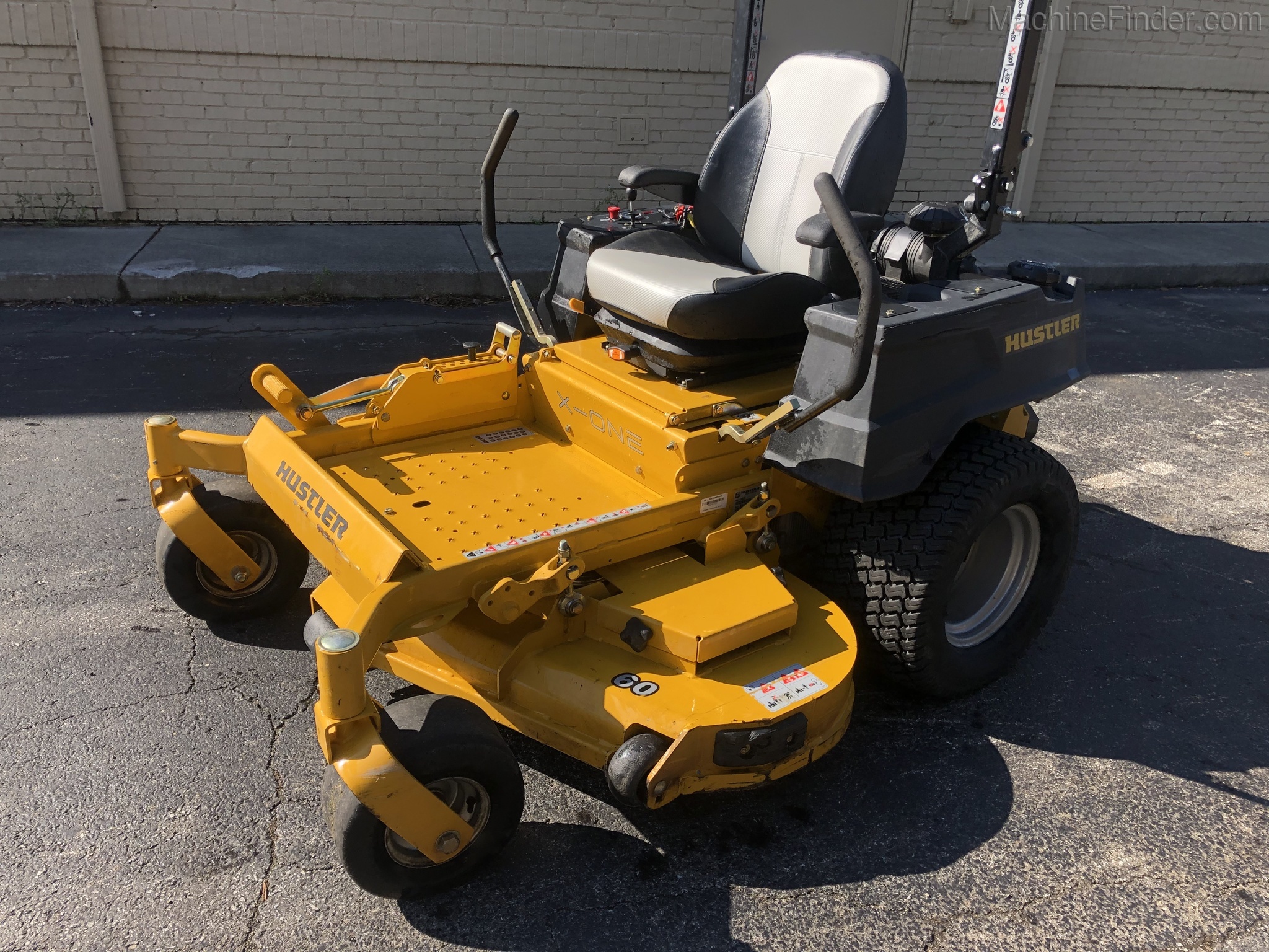 2019 Hustler X-ONE Image 2