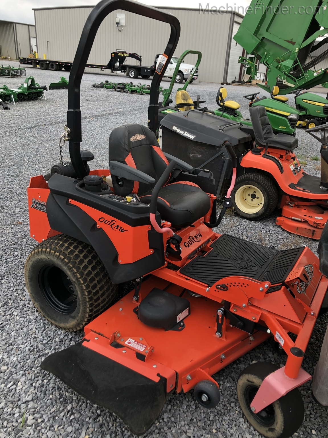 2015 Bad Boy OUTLAW 726cc Image 2