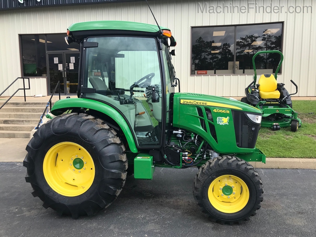 2020 John Deere 4066R Image 2