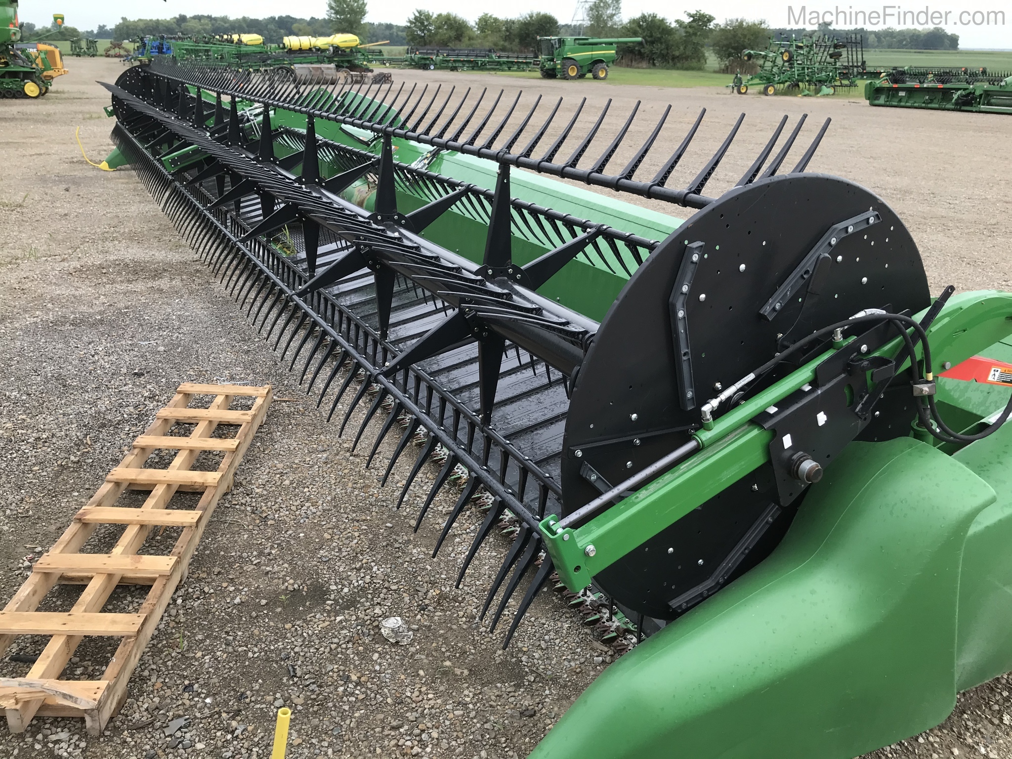 2018 John Deere 645FD Image 3