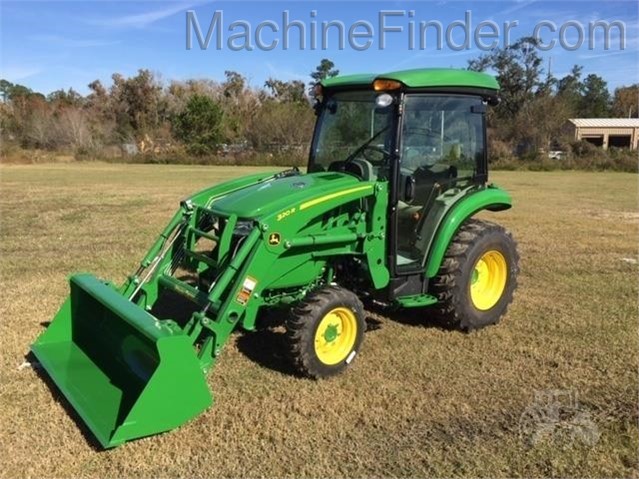 2020 John Deere 3046R Image 1