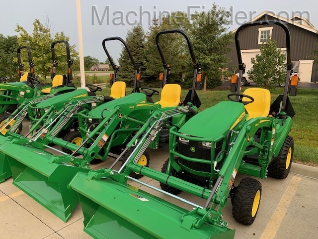 2020 John Deere 1023E Image 3