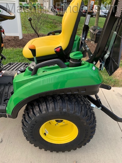 2020 John Deere 1023E Image 8