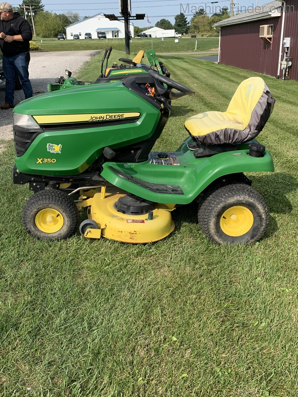 2016 John Deere X350 Image 1