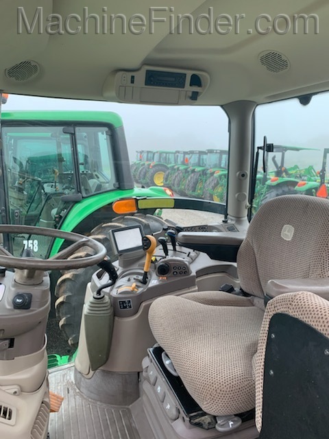 2016 John Deere 6155R Image 5
