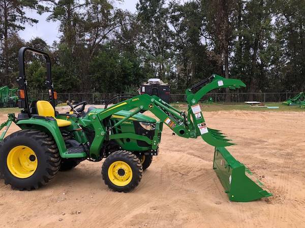 2023 John Deere 3025E Image 1
