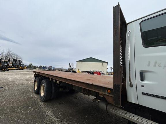 2004 Sterling L8500