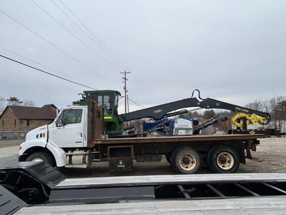 2004 Sterling L8500