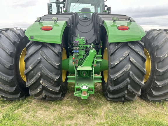 2021 John Deere 9520R Picture 6 2021 John Deere 9520R-6