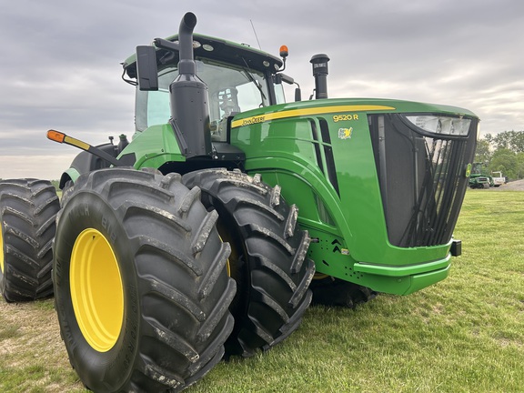 2021 John Deere 9520R Picture 3 2021 John Deere 9520R-3