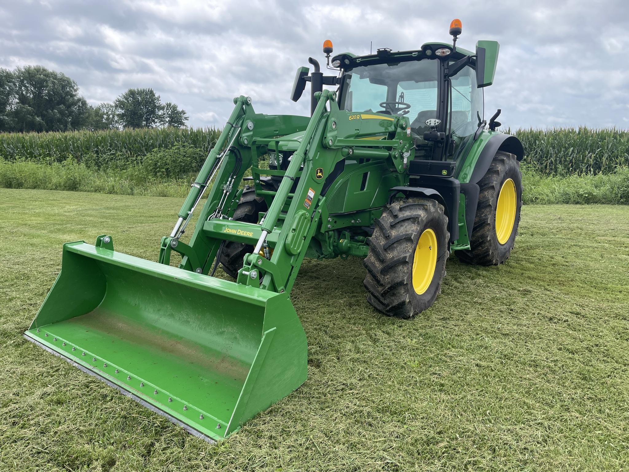  2023 John Deere 6R 130 at Heritage Tractor in Rockport, IL