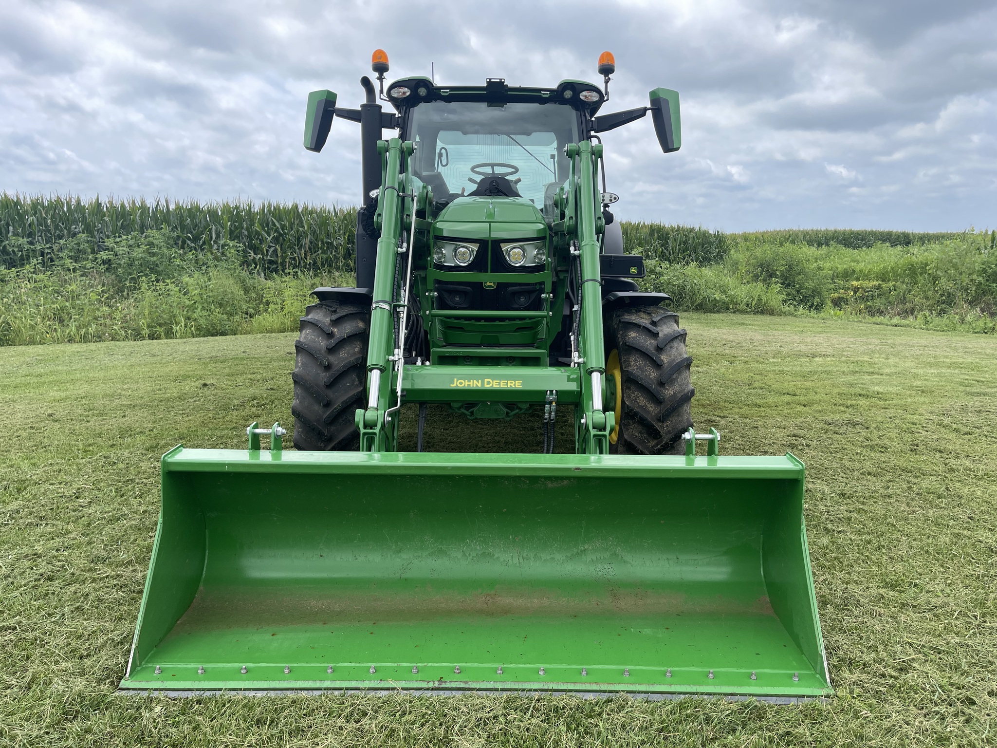  2023 John Deere 6R 130 at Heritage Tractor in Rockport, IL