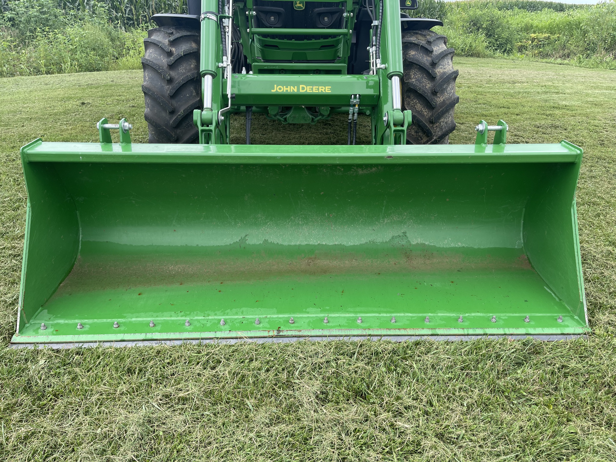 2023 John Deere 6R 130 at Heritage Tractor in Rockport, IL