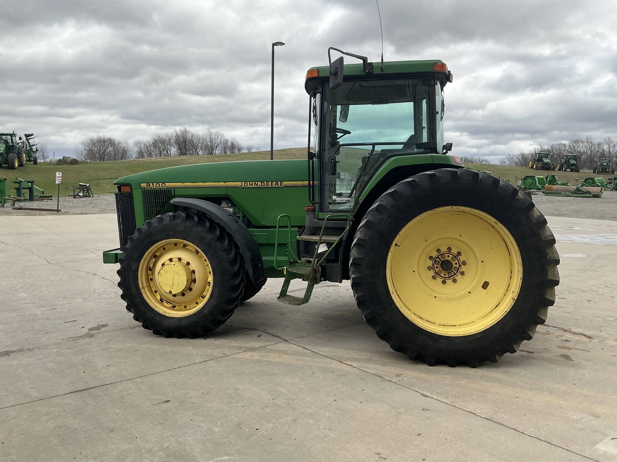 1996 John Deere 8100 Image 7