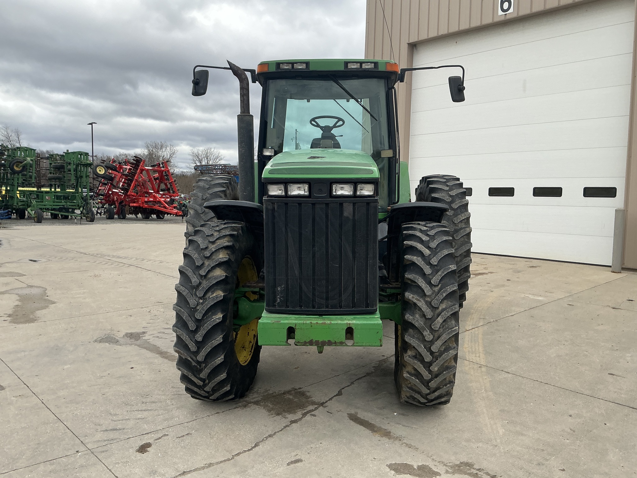 1996 John Deere 8100 Image 8