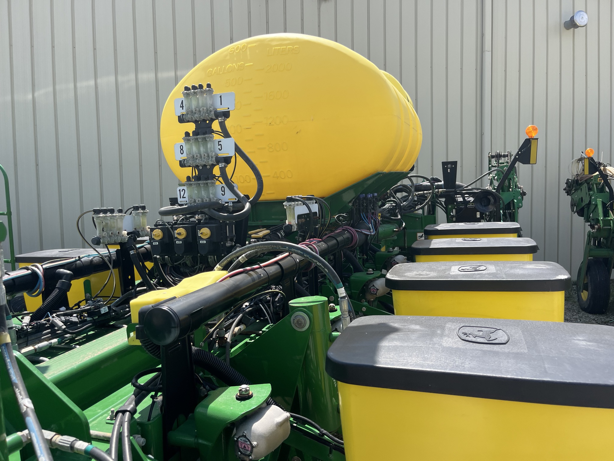 2015 John Deere 1775NT Image 39