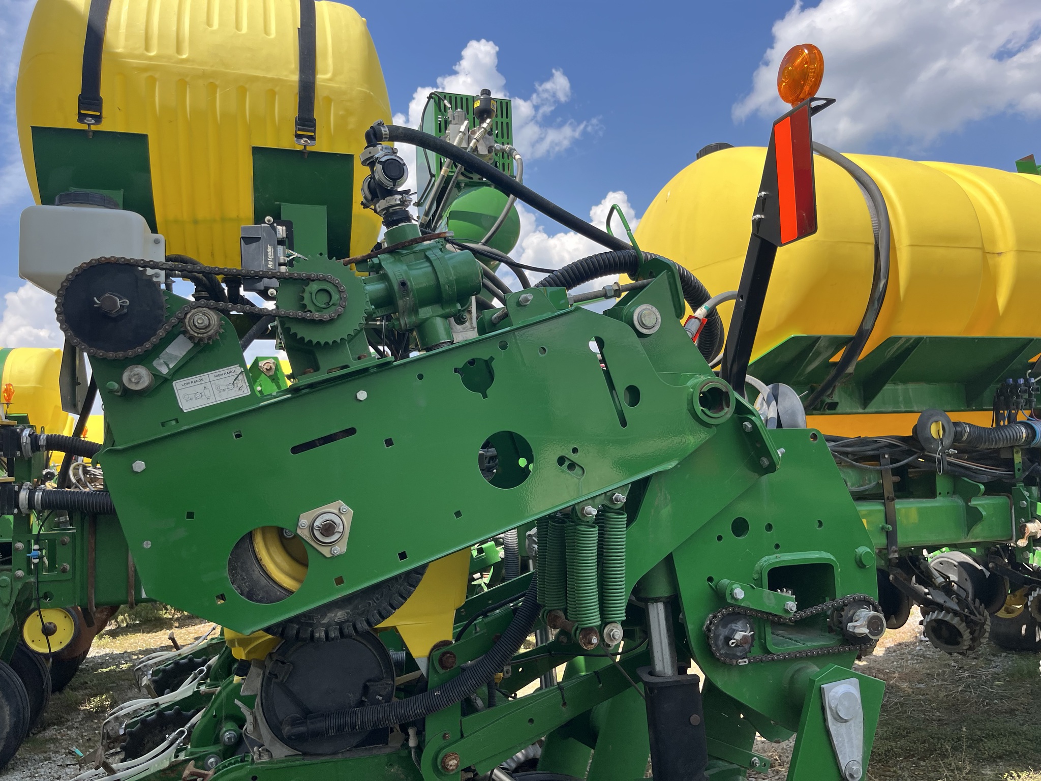 2015 John Deere 1775NT Image 46