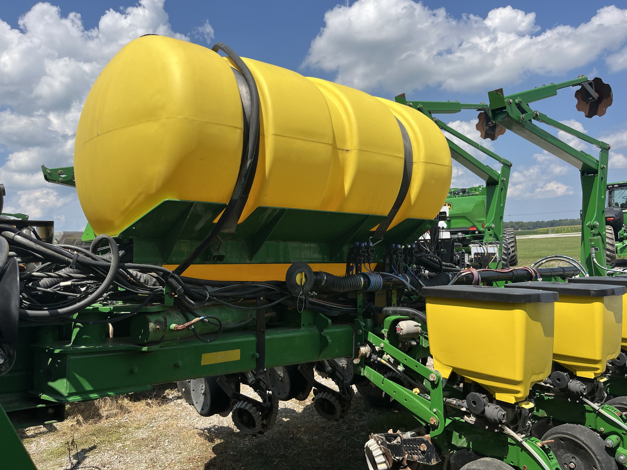 2015 John Deere 1775NT Image 47