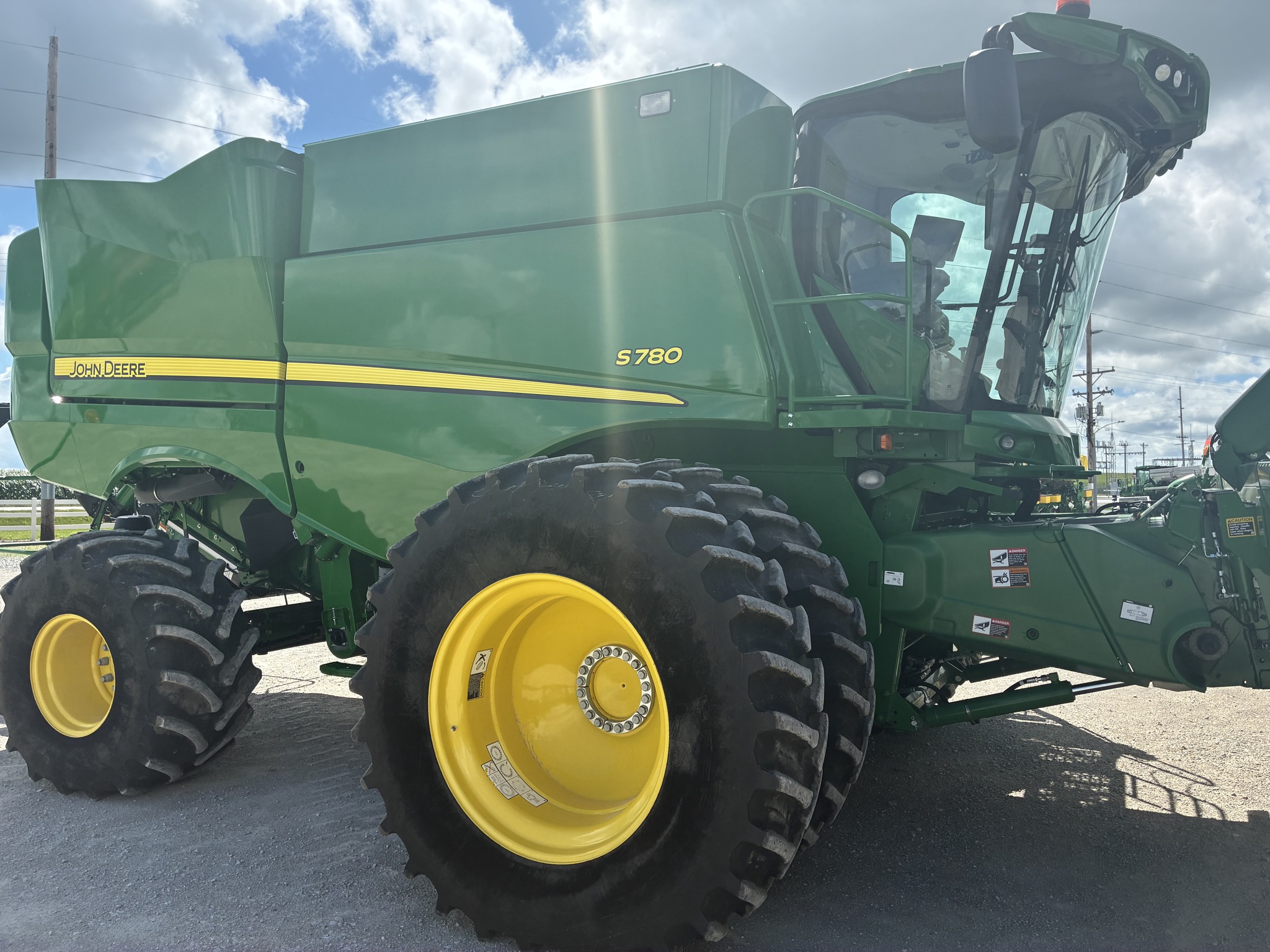 2020 John Deere S780 Image 6