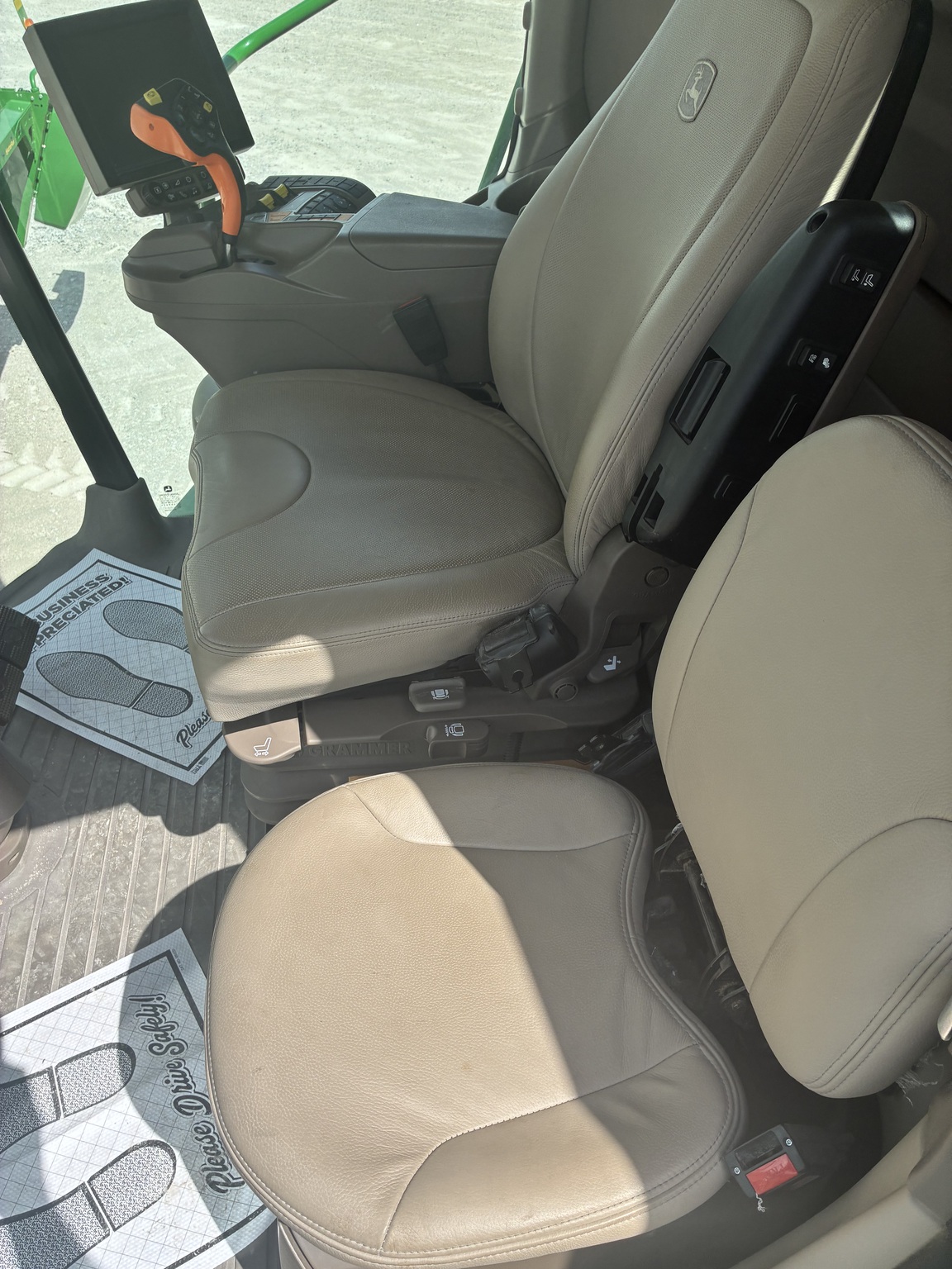 2020 John Deere S780 Image 12