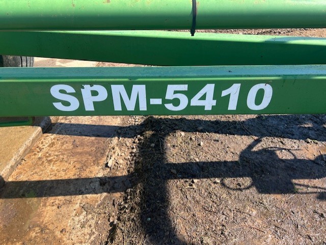 2020 John Deere R310 Image 11
