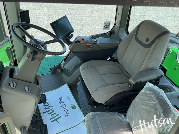 Photo of 2024 John Deere 9R 440