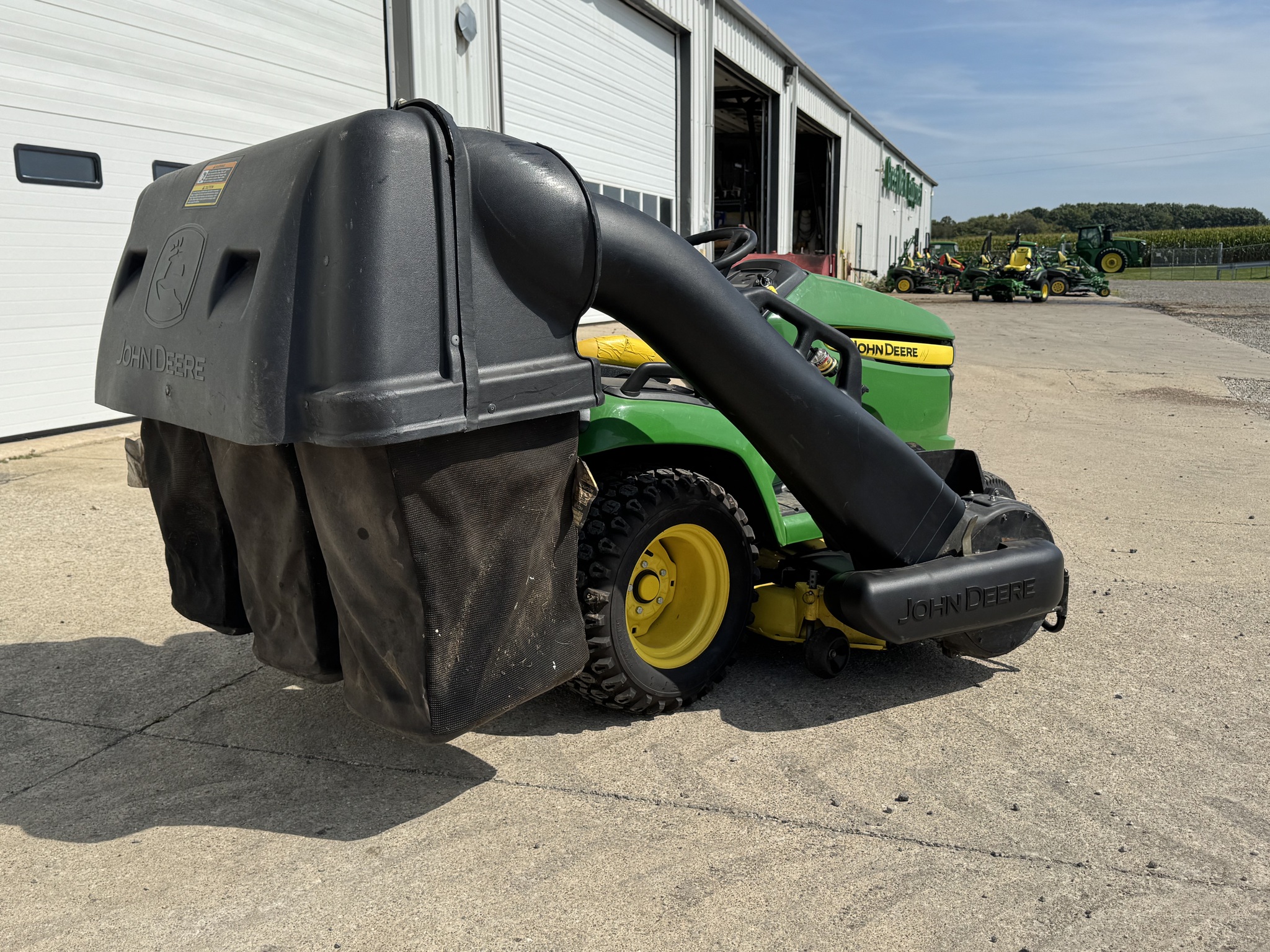 2011 John Deere X530 Image 7
