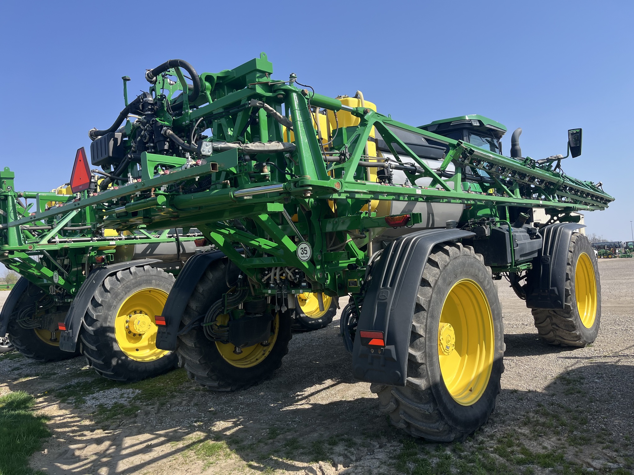 2022 John Deere 612R Image 10