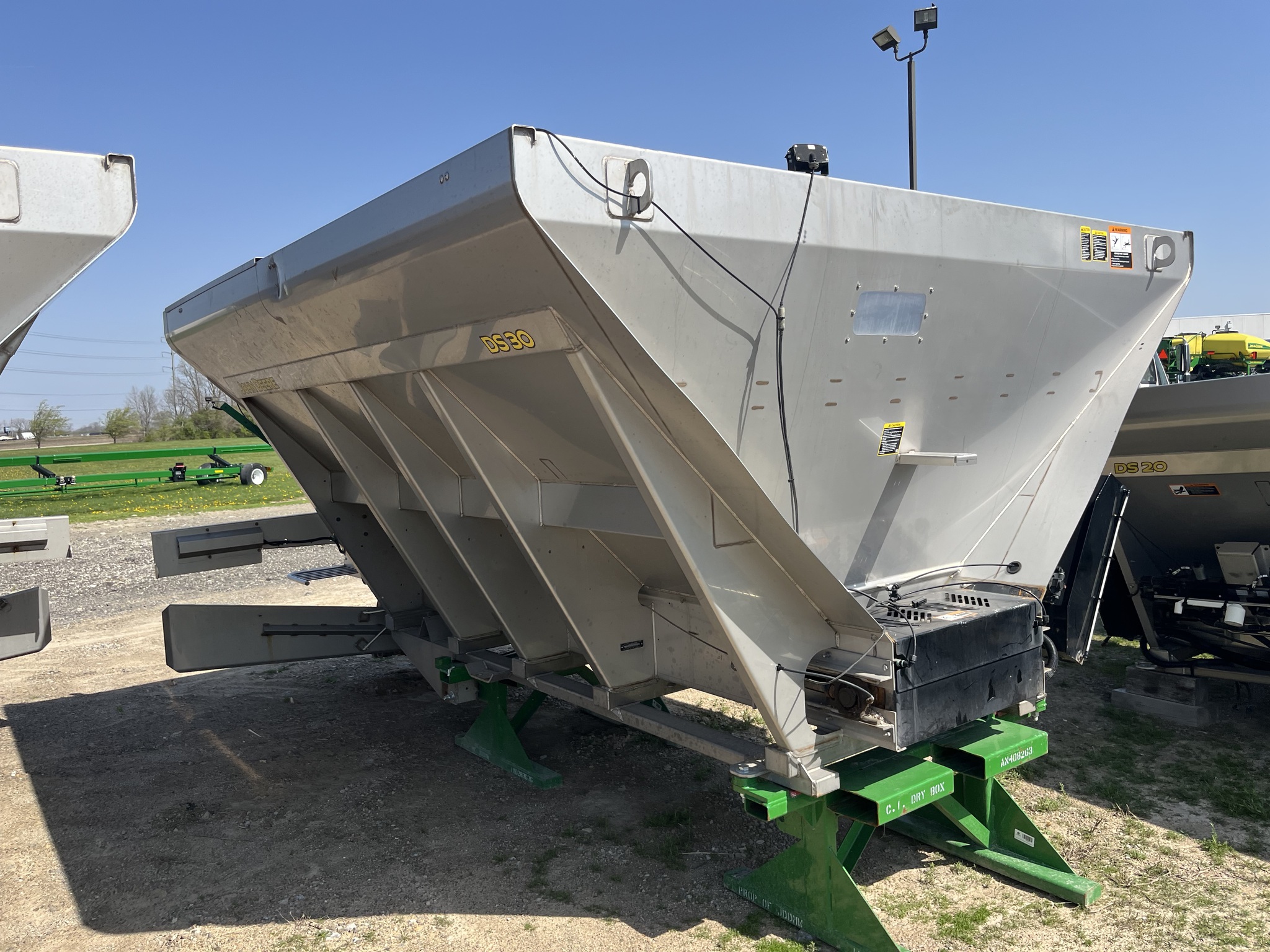 2022 John Deere 612R Image 22